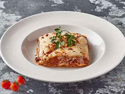 Traditional Home-style Lasagna
